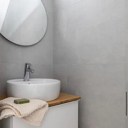 Вилла Luxury Loft-house With Sauna & Jacuzzi