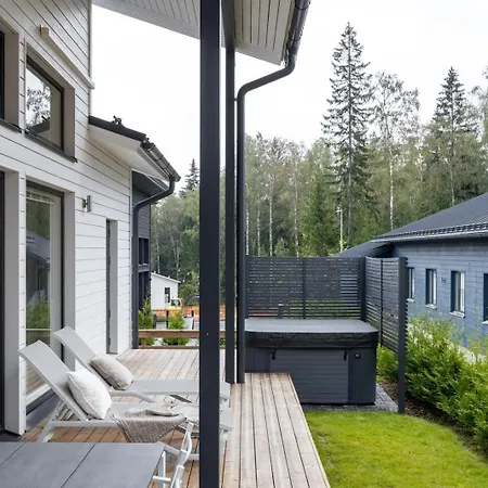 Вилла Luxury Loft-house With Sauna & Jacuzzi Эспоо